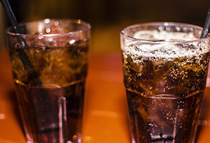 Rum And Coke Float鸡尾酒