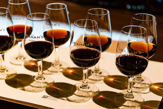 西拉子葡萄酒的特点是什么？