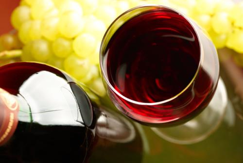 桃红葡萄酒用什么葡萄酿造？